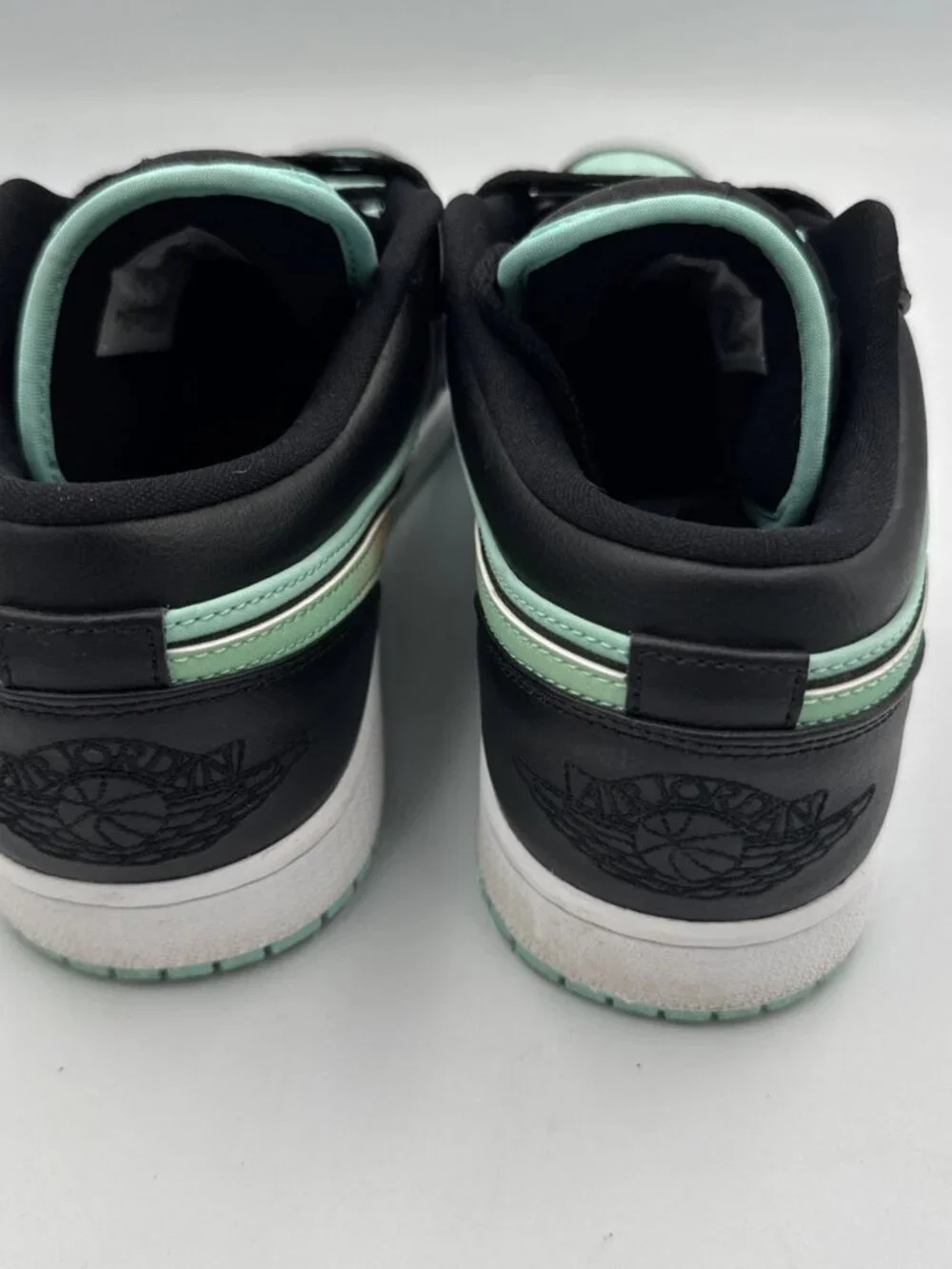 Air Jordan 1 SE Low Tropical Twist Black Mint Size 9